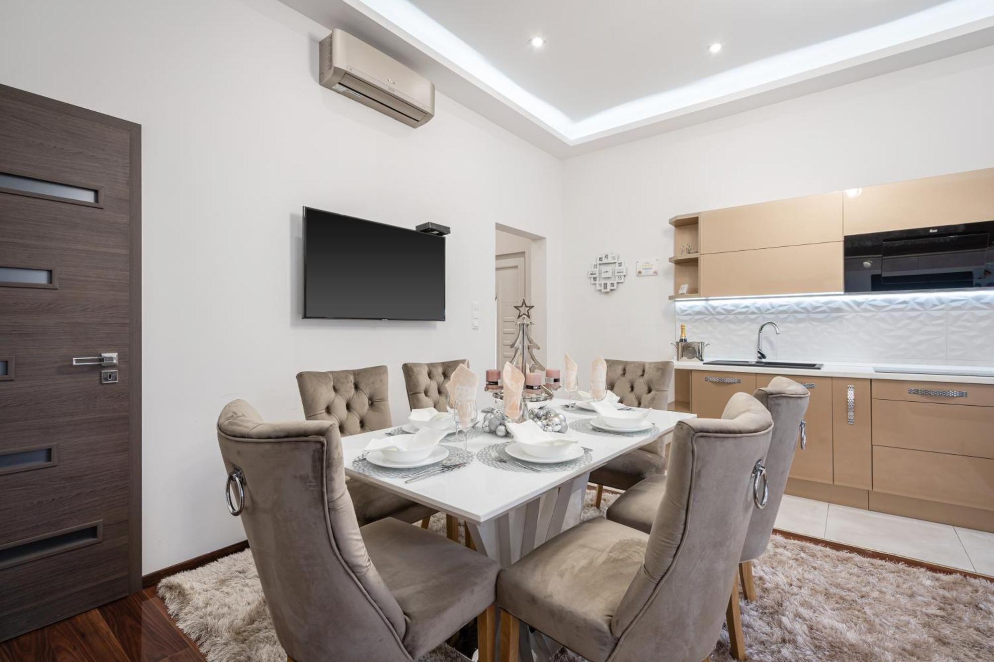 Centrum Opera Luxury Apartment With Free Garage Budapest Kültér fotó
